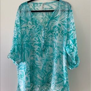 Beautiful spring summer blouse.very light andairy.